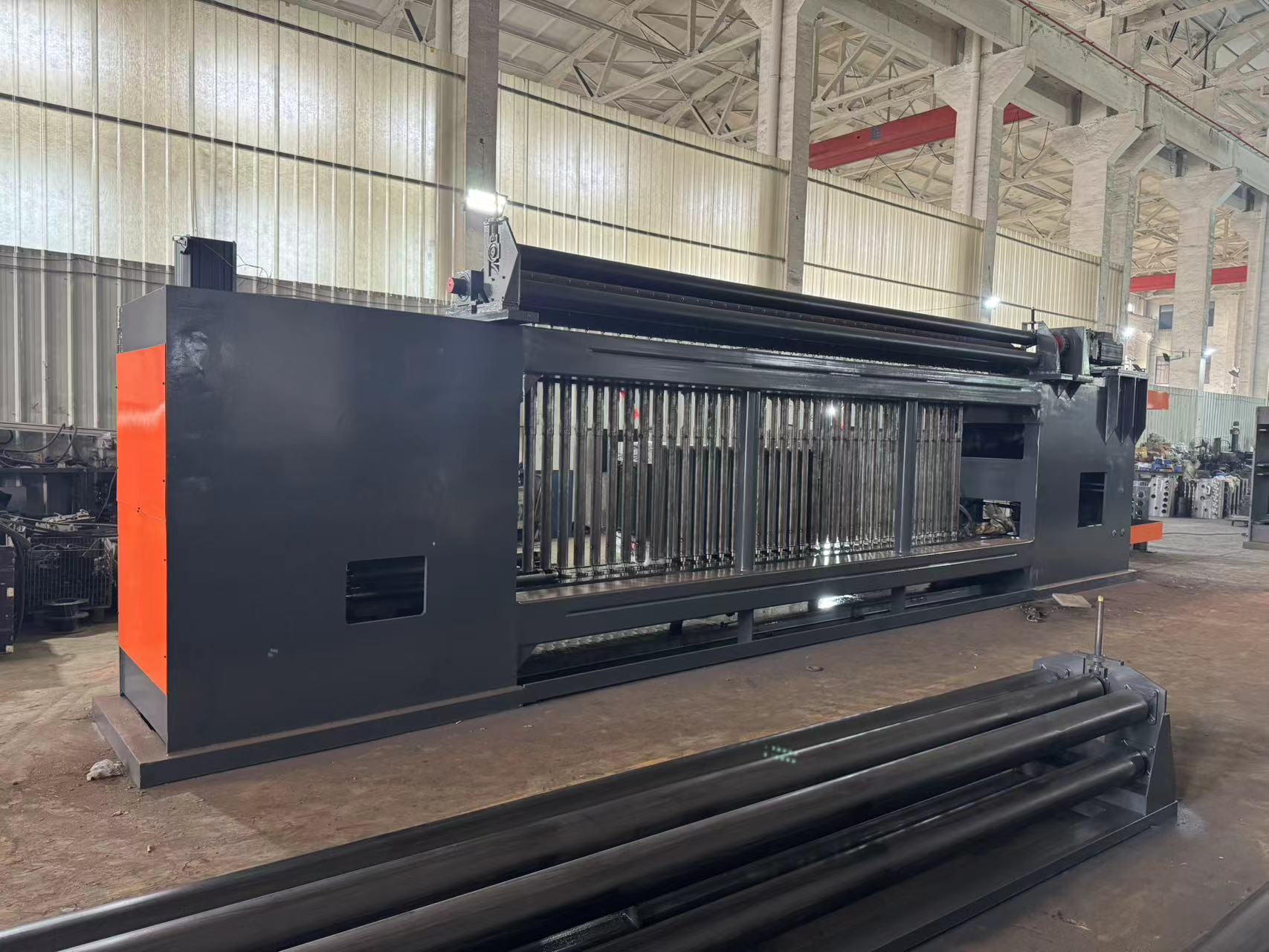 সর্বশেষ কোম্পানি ব্লগ সম্পর্কে দ্বৈত জাল গ্যাবিয়ন বুনন মেশিন নদী ও মহাসড়ক প্রকল্পে দক্ষতা বাড়ায়