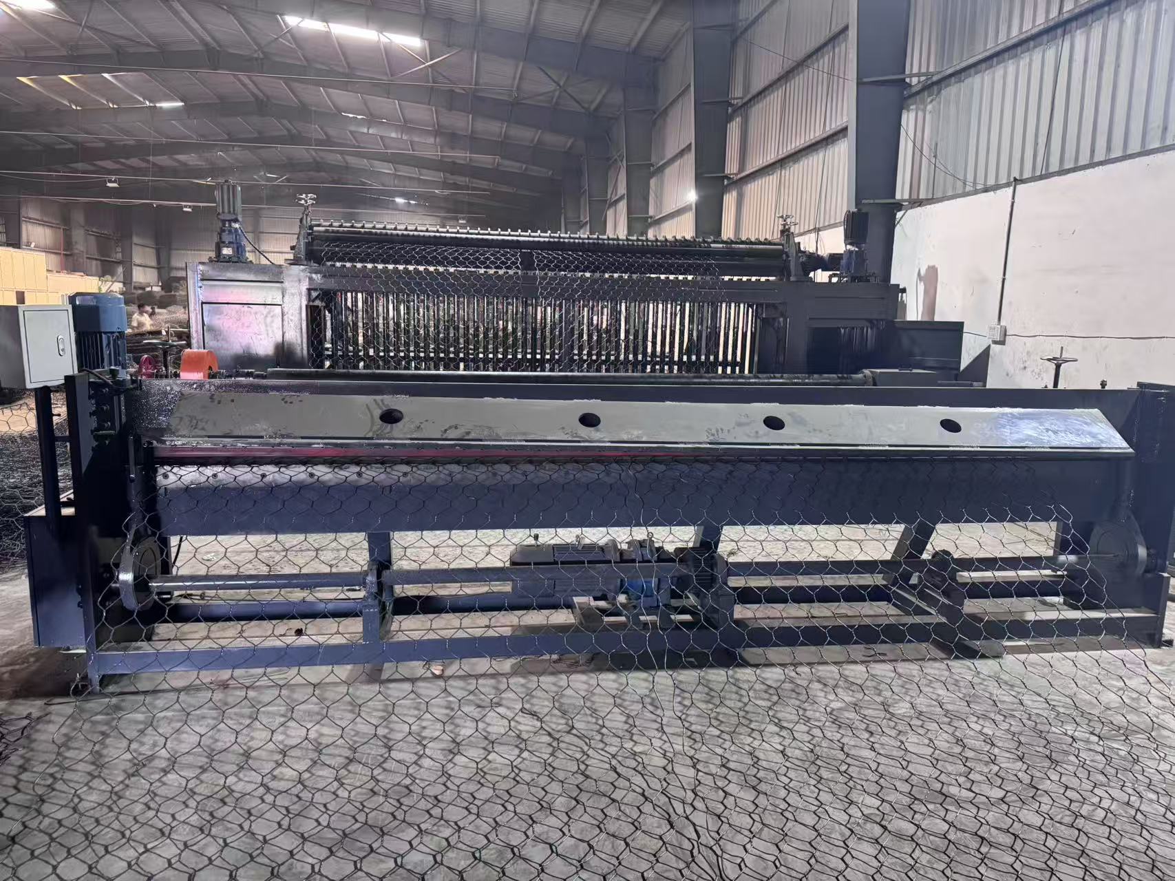 সর্বশেষ কোম্পানি ব্লগ সম্পর্কে Delta Servo Gabion Mesh Machine Successfully Exported and Commissioned in India