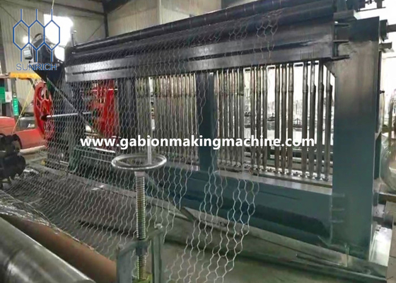 কেনা স্বয়ংক্রিয় সার্ভো মোটর পিএলসি কন্ট্রোল সিস্টেমের সাথে নিয়মিত বাঁক দৈর্ঘ্য Gabion মেশিন অনলাইনে উৎপাদন